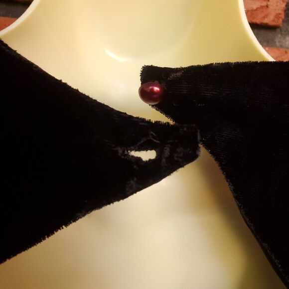 Vintage Roberta Black Velvet Maxi Dress 26" Waist White Bow Beaded Lace - Picture 8 of 14